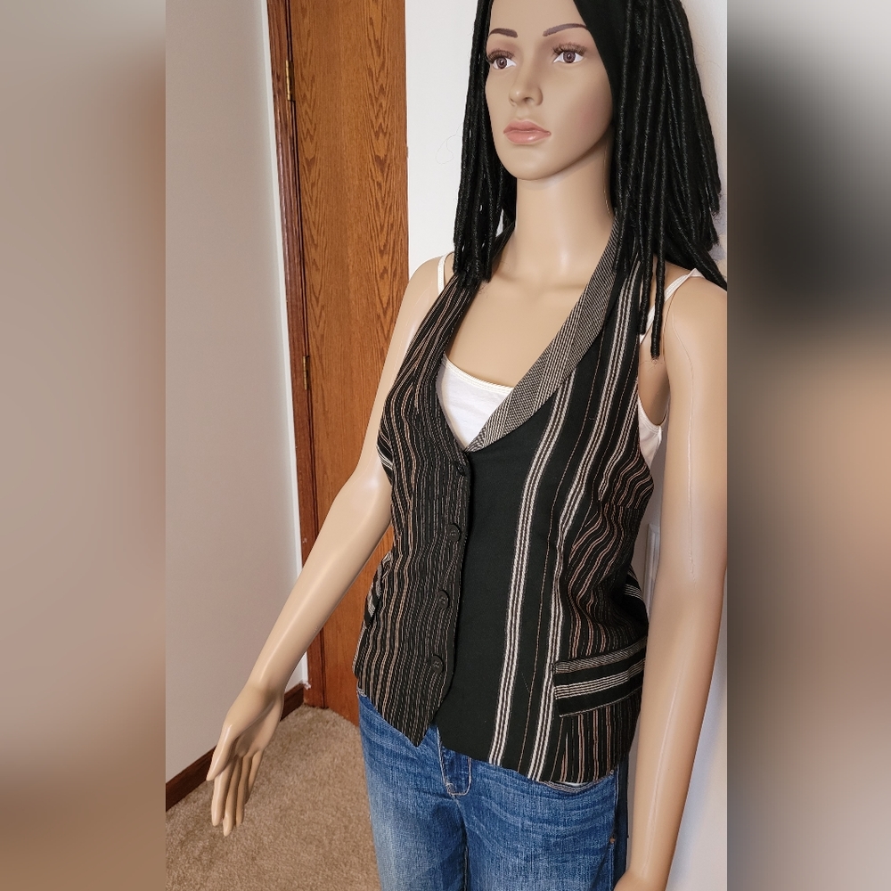 NWT/ H&M HALTER VEST